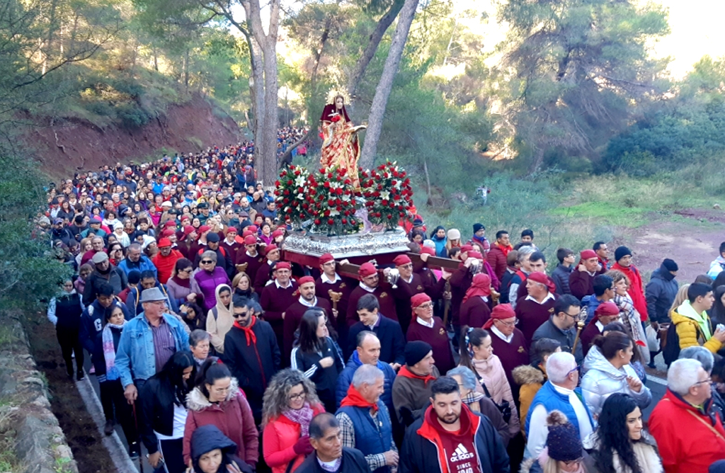 El sol y un descenso notable de las temperaturas acompañarán a Santa Eulalia en su romería